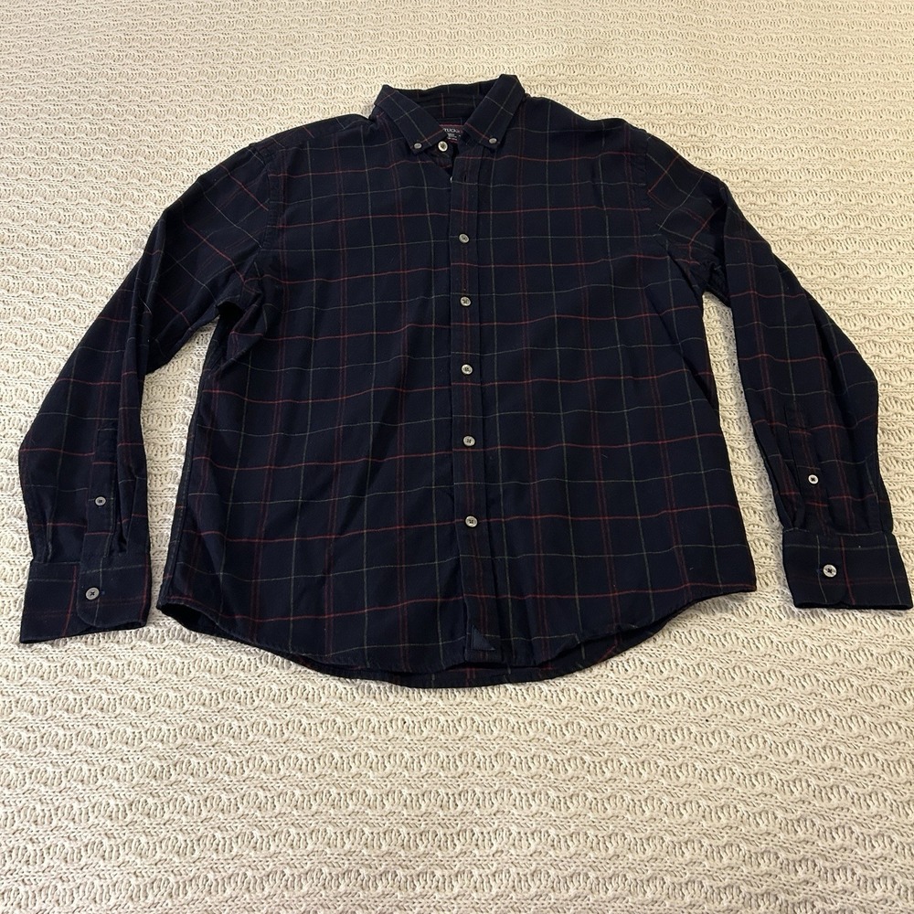 UNTUCKIT MENS SHIRT Large Plaid Flannel Black Red 100% Cotton Soft Button Up